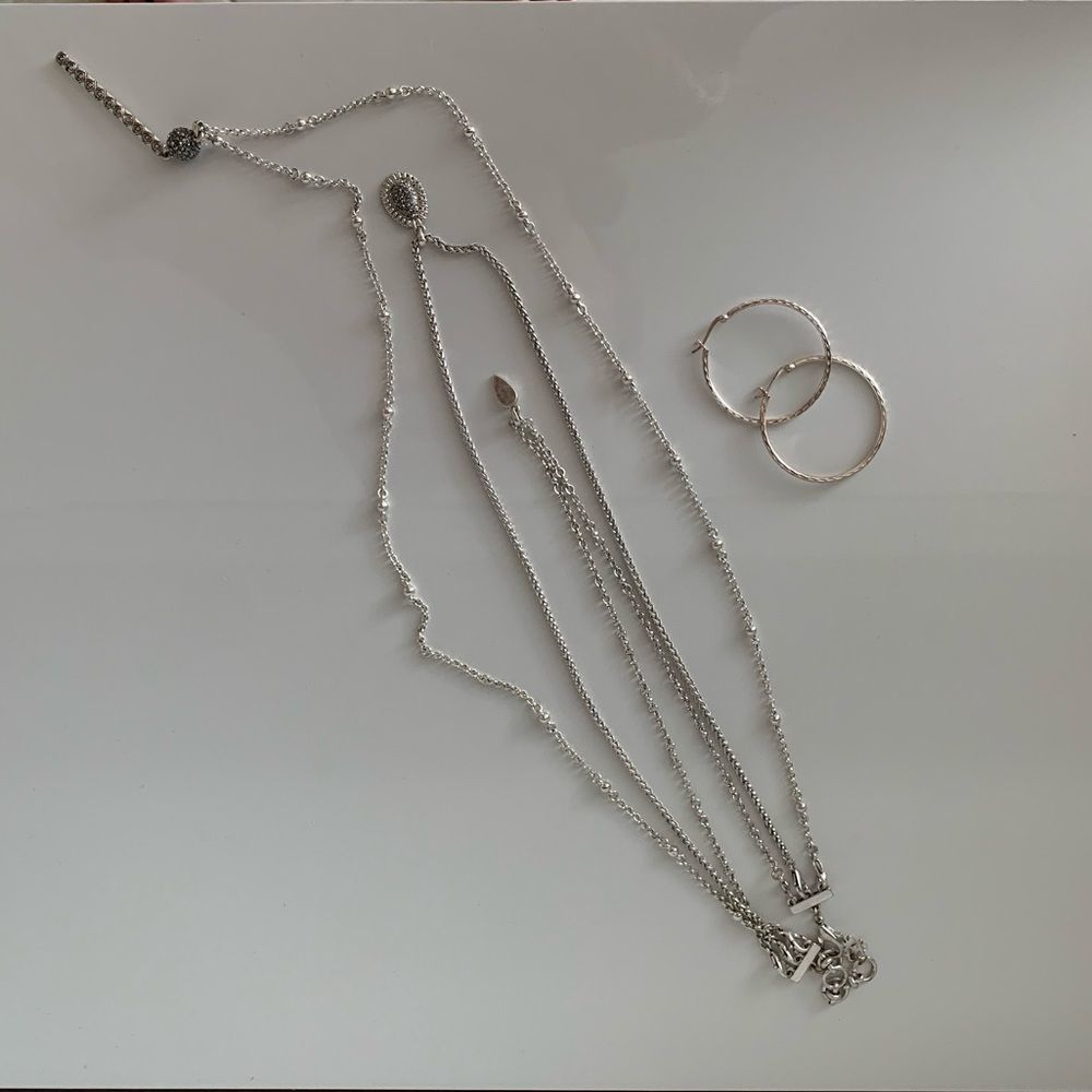 Set of chain and pendant